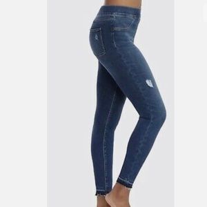 Spanx Distressed Skinny Ankle Jeans Raw Hem Size M